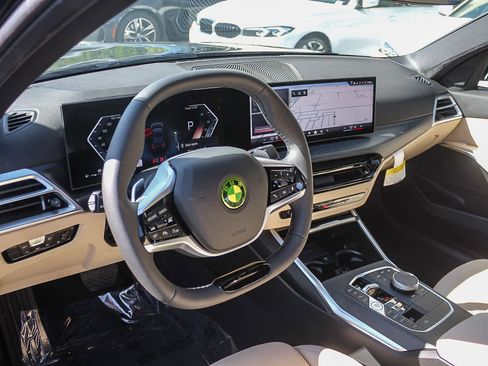 New 2026 BMW 330i Sedan w/ Convenience Package image 17