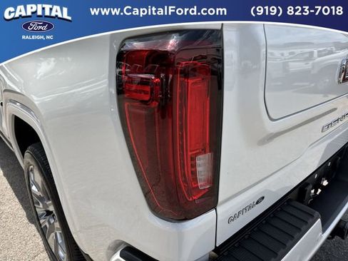 Used 2024 GMC Sierra 1500 Denali w/ Denali Reserve Package AWD/4WD image 15