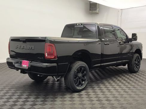 New 2026 RAM 3500 Big Horn AWD/4WD image 9