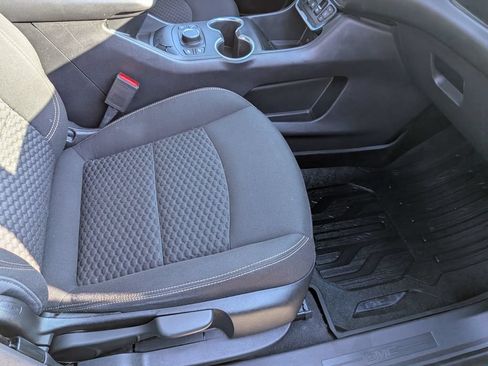Used 2021 GMC Terrain SLE w/ Driver Convenience Package FWD image 29