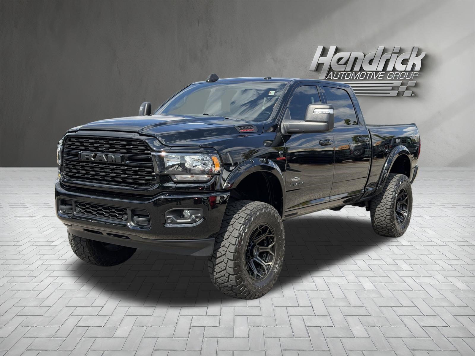 Used 2024 RAM 2500 Big Horn w/ Night Edition AWD/4WD image 5