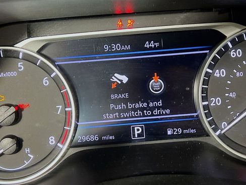 Used 2024 Nissan Sentra SV w/ Trunk Package image 11