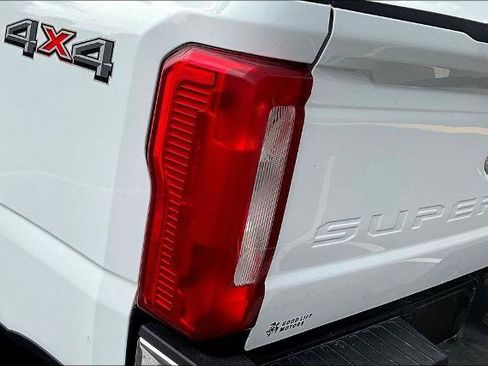 Certified 2023 Ford F350 XLT AWD/4WD image 23