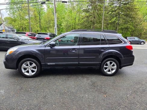 Used 2013 Subaru Outback 2.5i Limited AWD/4WD image 37