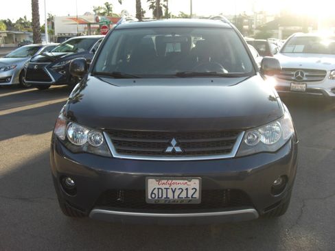 Used 2008 Mitsubishi Outlander XLS image 2