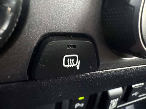 Certified 2020 Toyota Tacoma TRD Off-Road w/ TRD Premium Off Road Package image 38