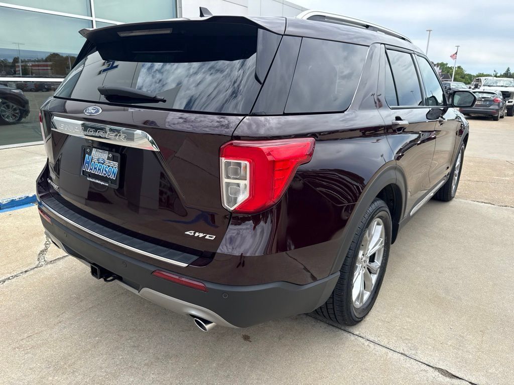 Used 2023 Ford Explorer Limited w/ Equipment Group 301A AWD/4WD image 5