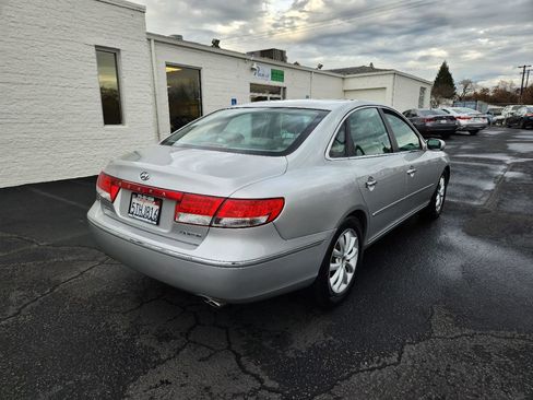 Used 2006 Hyundai Azera Limited image 5