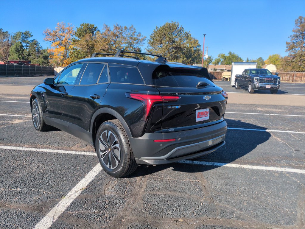 Used 2024 Chevrolet Blazer EV LT AWD/4WD image 3