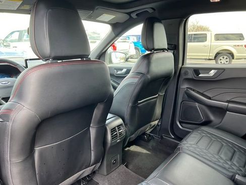 Certified 2024 Ford Escape ST-Line Elite w/ Premium Technology Package image 34