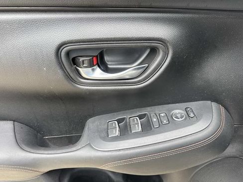 Used 2024 Honda HR-V Sport image 19
