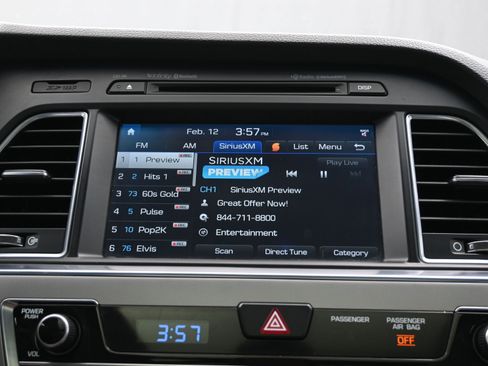 Used 2015 Hyundai Sonata Limited w/ Option Group 05 image 28