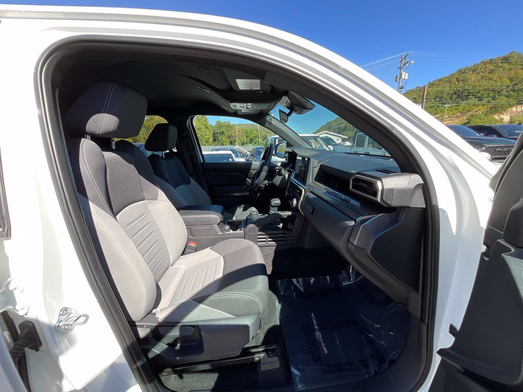 Used 2026 Toyota Tacoma TRD Off-Road AWD/4WD image 22