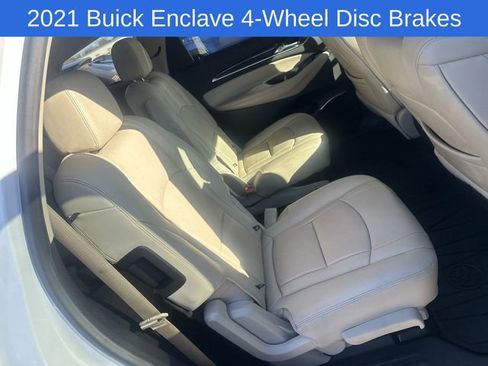 Used 2021 Buick Enclave Premium w/ Sun and Sites Package AWD/4WD image 23