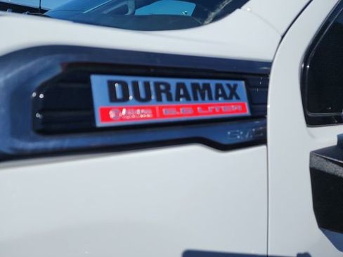 Used 2023 GMC Sierra 2500 AT4 w/ AT4 Premium Plus Package image 2