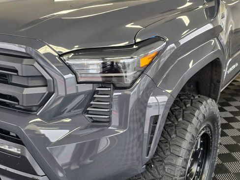 Used 2024 Toyota Tacoma SR5 image 10