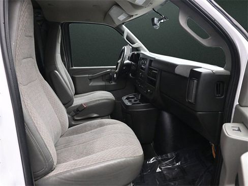 Used 2018 Chevrolet Express 2500 Extended w/ Driver Convenience Package image 17