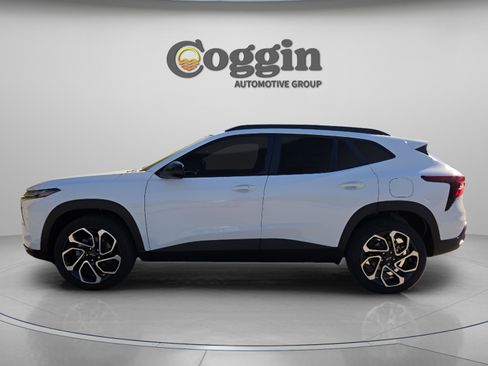 New 2026 Chevrolet Trax RS w/ Driver Confidence Package image 1