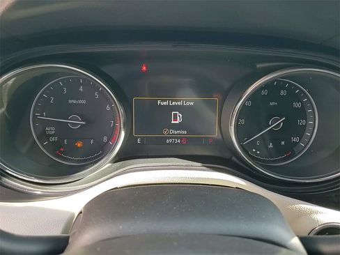 Used 2021 Buick Encore GX Select image 29