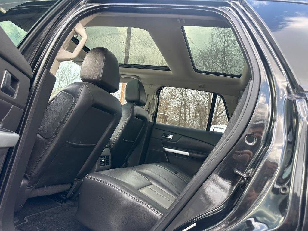 Used 2013 Ford Edge Sport w/ Driver Entry Pkg AWD/4WD image 25