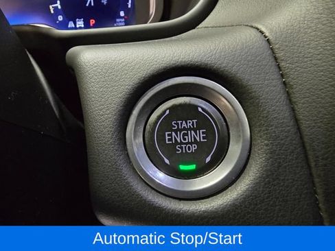 Used 2022 Chevrolet Tahoe Z71 w/ Z71 Off-Road Package AWD/4WD image 26
