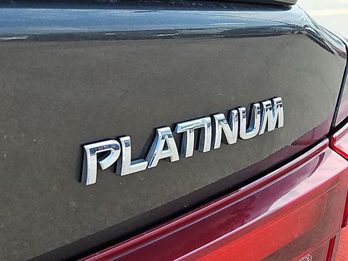 Used 2016 Nissan Maxima Platinum FWD image 5
