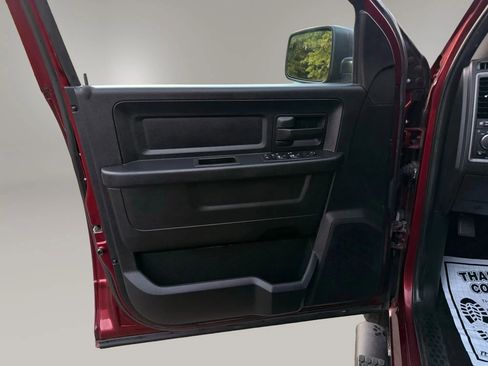 Used 2017 RAM 1500 Express image 14