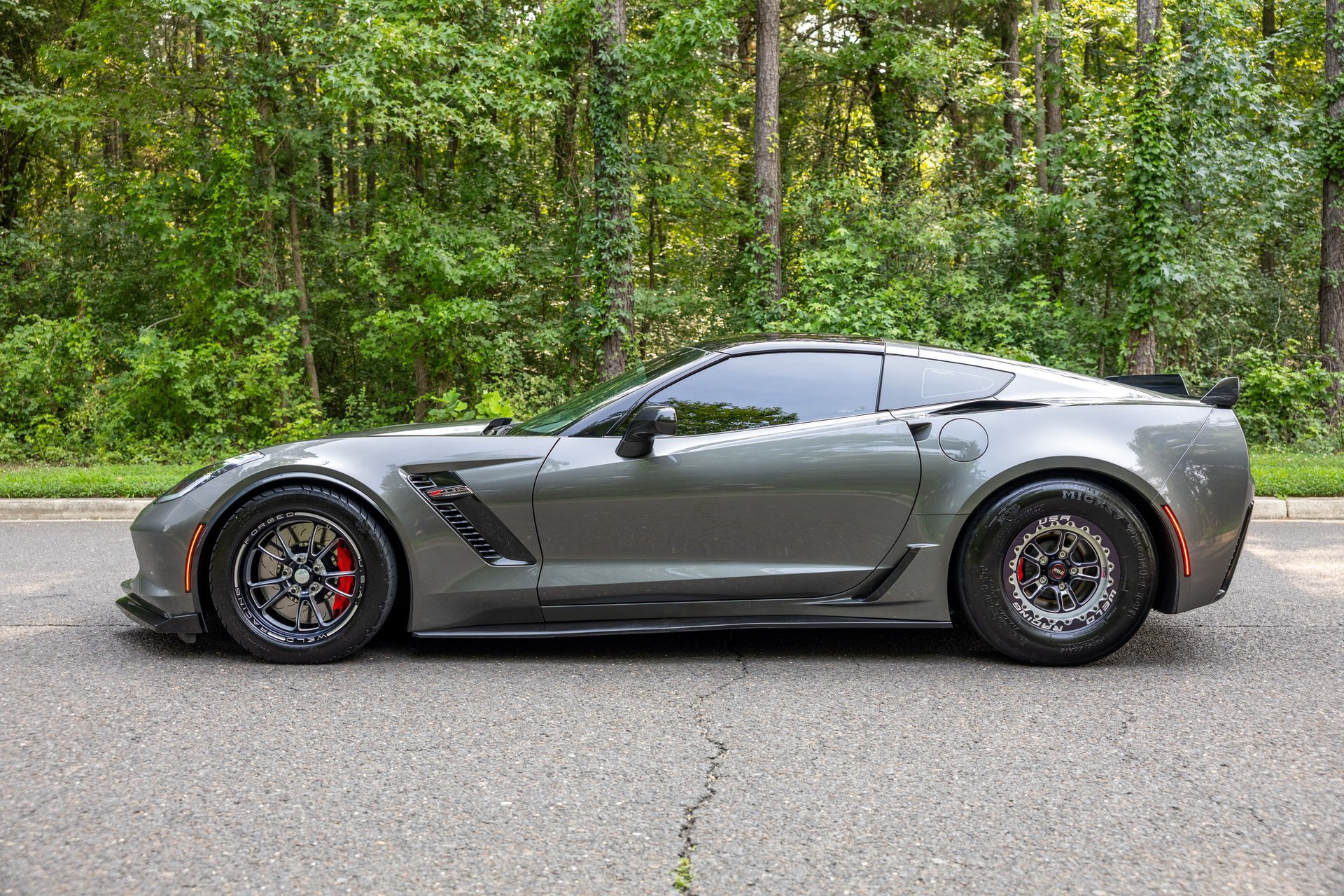 Used 2016 Chevrolet Corvette Z06 w/ Battery Protection Package RWD image 18