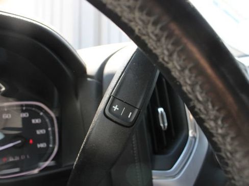 Used 2020 GMC Sierra 1500 Elevation w/ Elevation Value Package AWD/4WD image 14