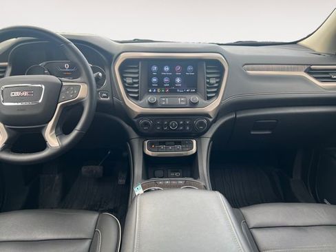 Used 2023 GMC Acadia Denali image 10