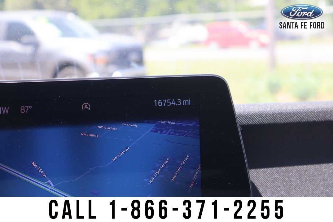 Used 2025 Ford Expedition Active RWD image 38