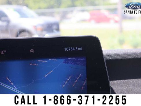 Used 2025 Ford Expedition Active image 38