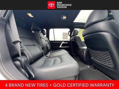 Certified 2020 Toyota Land Cruiser Heritage Edition AWD/4WD image 19
