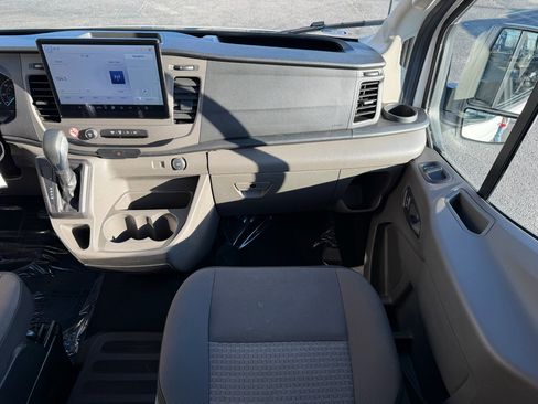 Used 2022 Ford Transit 350 XLT image 26