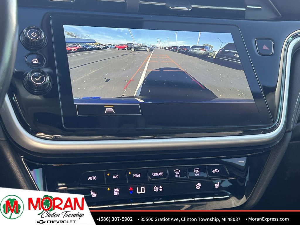 Used 2023 Chevrolet Bolt EUV LT w/ Comfort Package FWD image 23