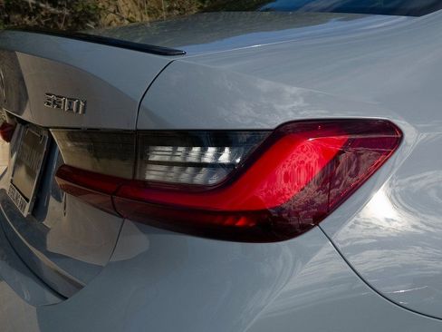 New 2026 BMW 330i Sedan w/ M Sport Package image 7