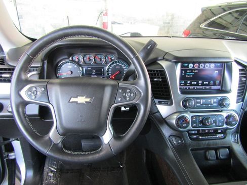 Used 2017 Chevrolet Tahoe LT AWD/4WD image 16