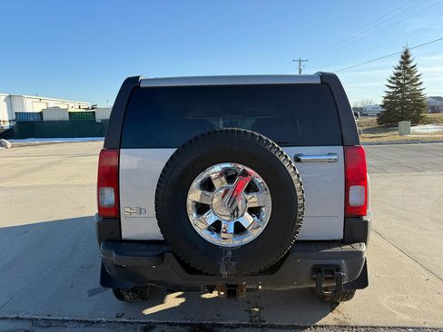 Used 2006 HUMMER H3 image 6
