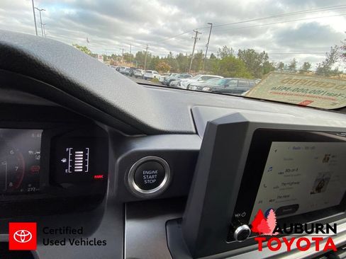 Certified 2025 Toyota 4Runner SR5 AWD/4WD image 41