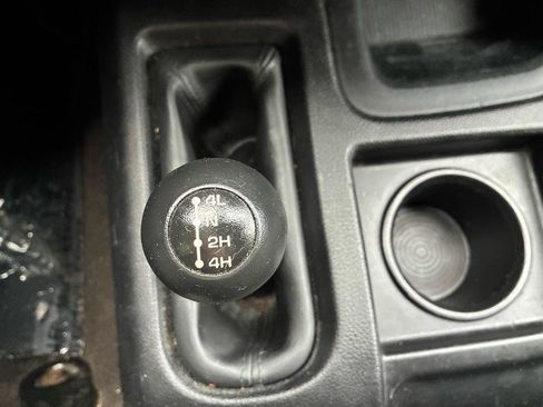 Used 2014 RAM 2500 Tradesman w/ Chrome Appearance Group AWD/4WD image 35