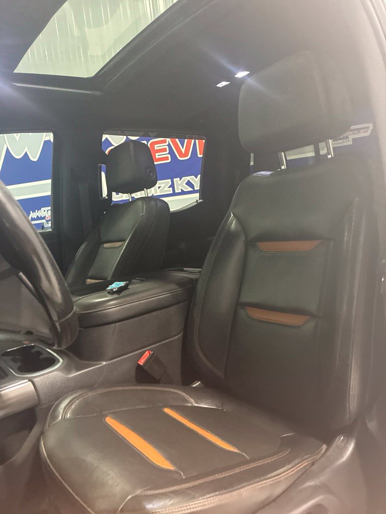 Used 2021 GMC Sierra 1500 AT4 w/ AT4 Preferred Package AWD/4WD image 16