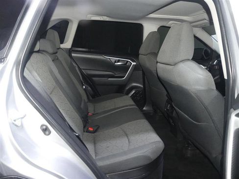 Used 2022 Toyota RAV4 XLE w/ Convenience Package AWD/4WD image 28