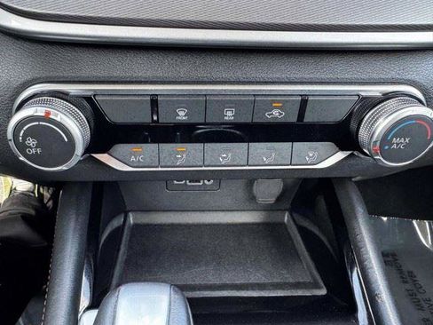 Used 2024 Nissan Altima 2.5 SR FWD image 29