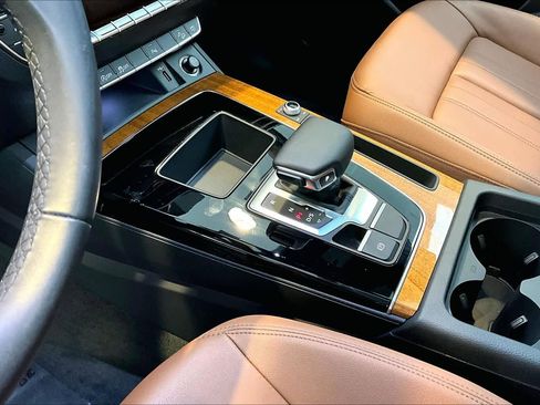 Certified 2023 Audi Q5 2.0T Premium w/ Convenience Package AWD/4WD image 17