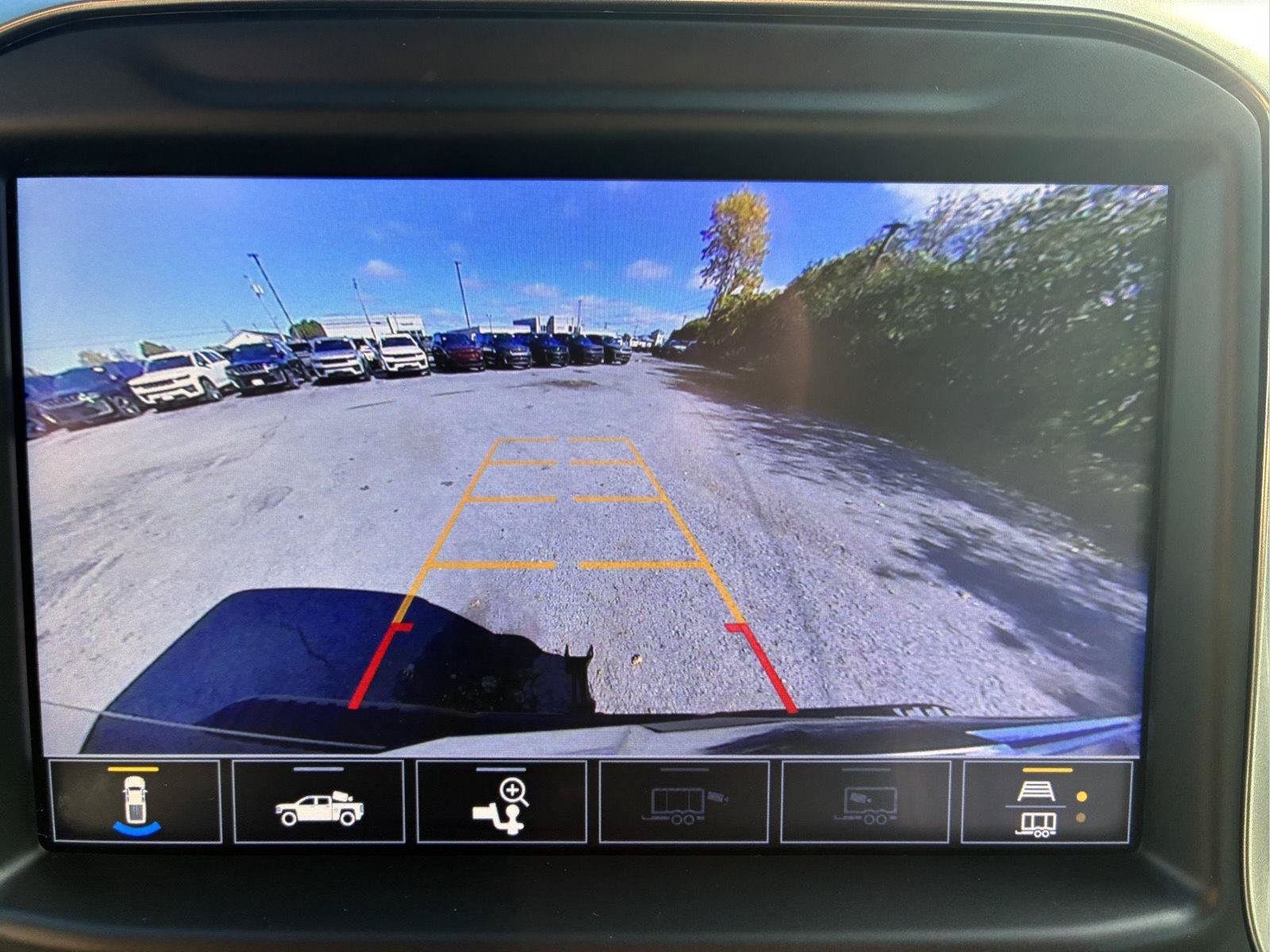 Used 2022 Chevrolet Silverado 3500 LTZ w/ LTZ Plus Package AWD/4WD image 21