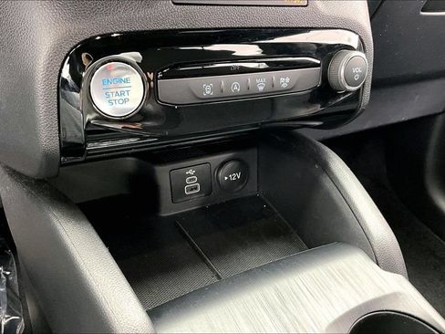 Used 2024 Ford Escape ST-Line w/ Tech Pack #1 AWD/4WD image 32