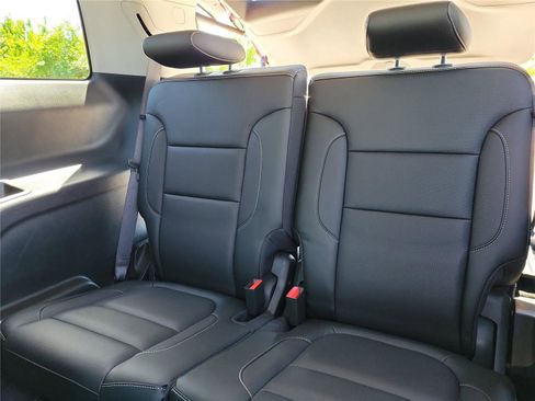 Used 2019 GMC Acadia SLT AWD/4WD image 15