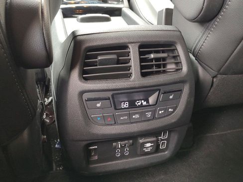 Used 2021 Honda Pilot Touring image 24