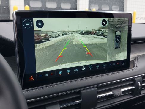 New 2026 Lincoln Corsair Premiere image 21