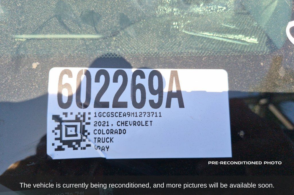 Used 2021 Chevrolet Colorado LT w/ Redline Special Edition RWD image 19